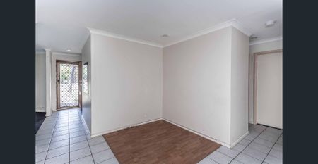 Spacious Family Home Opposite Reserve - Photo 2