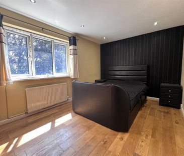 3 Bedroom Terraced To Let - Photo 5