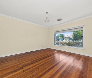 22 Barry Road, Burwood East - Photo 1