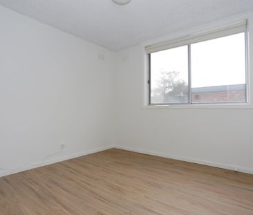 3/113 Burwood Highway, Burwood East VIC 3151 - Photo 3