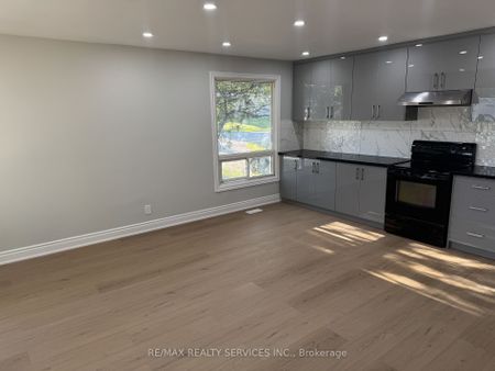 For Lease - 41 Maclaren Avenue Unit# UPPER, Barrie, Ontario - Photo 3