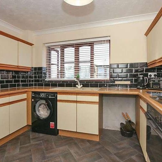 Alexander Court, Chalkwell Road, Sittingbourne, Kent, ME10 - Photo 1