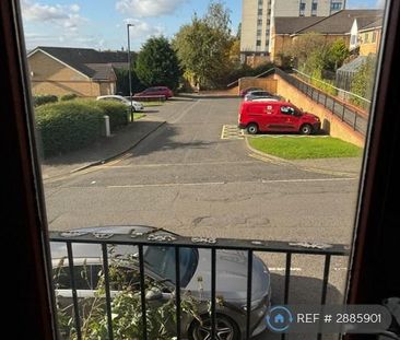 1 bedroom in a house share to rent - Photo 6