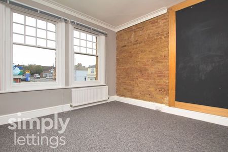 1 Bed property for rent - Photo 2