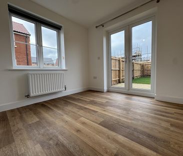 3 bedroom detached house to rent - Photo 2