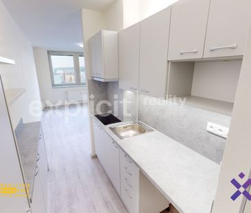 Pronájem bytu 1+kk a garsoniéry 29 m², Kvítková 80, Zlín - Photo 2