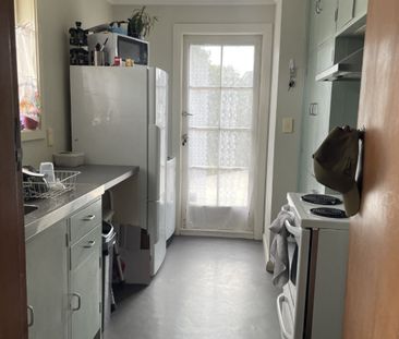 Comfortable Living in the Heart of Burnside - Photo 2