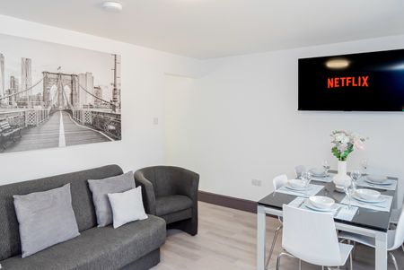 3 Bed Terraced House, Parkville Road, SO16 - Photo 3