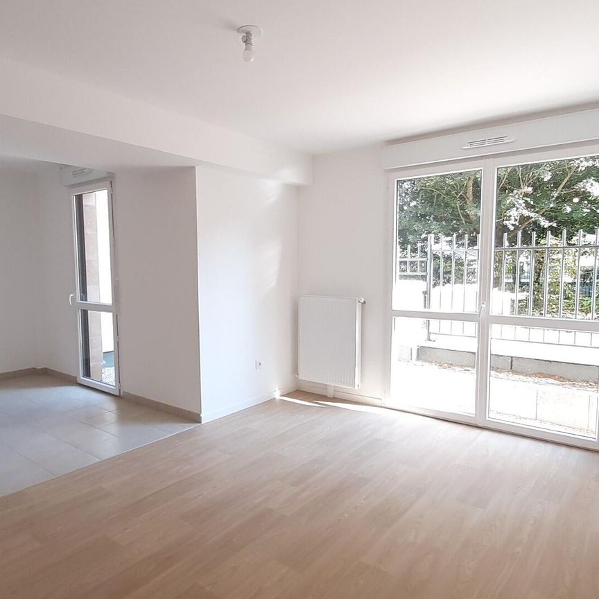 location Appartement T2 DE 49.93m² À LIEUSAINT - Photo 1