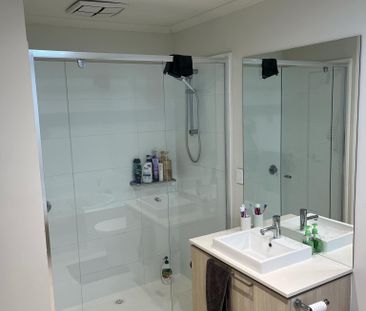 Ascot Vale - Photo 2