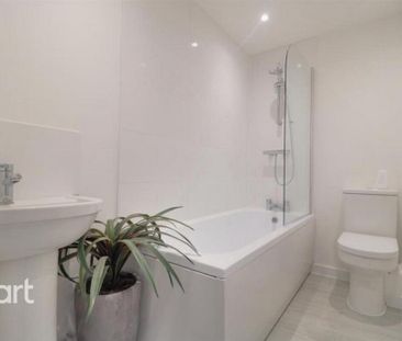 2 bedroom terraced house to rent - Photo 5