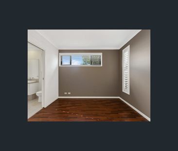 8 Kate Circuit, Rochedale, Qld 4123 - Photo 2