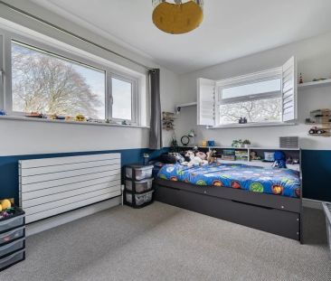 4 bedroom detached house to rent - Photo 1