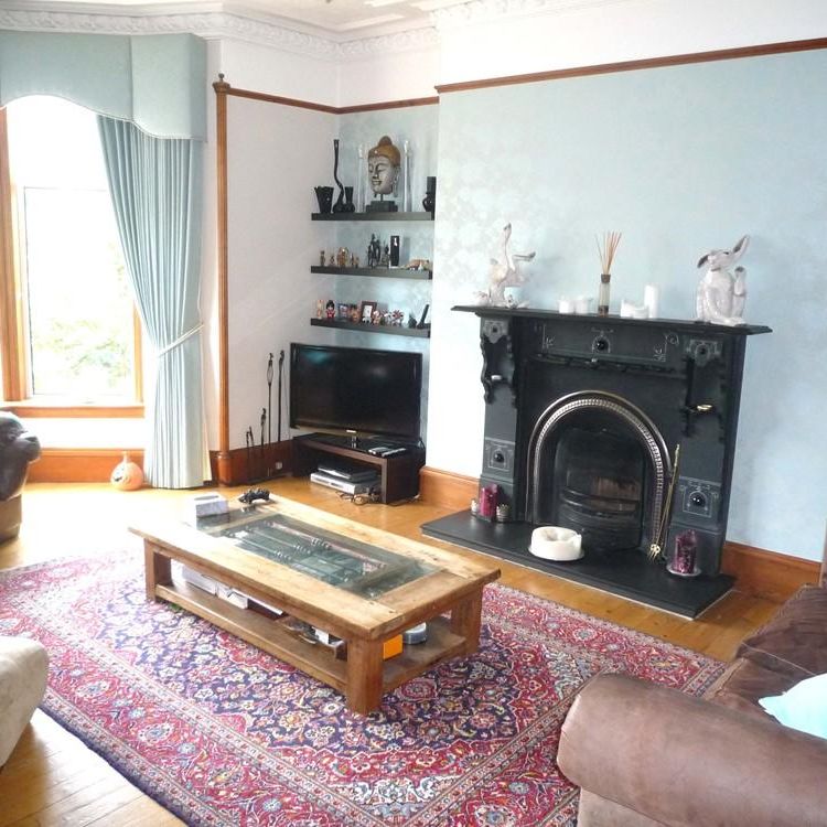 4 bedroom terraced house to rent - Photo 1