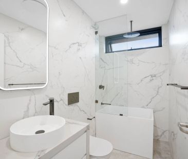 Immaculate, Boutique Penthouse For Lease! - Photo 4