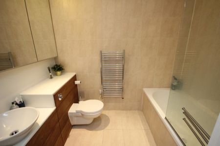 1 bedroom Apartment to rent - Photo 5