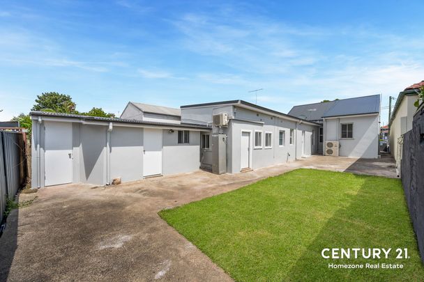 Tastefully Renovated - Photo 1