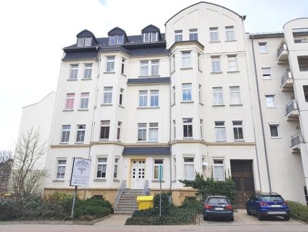 Ansprechende 2-Raum-Wohnung mit Balkon in einem liebevoll kernsanierten Gründerzeithaus im Lutherviertel - Photo 4