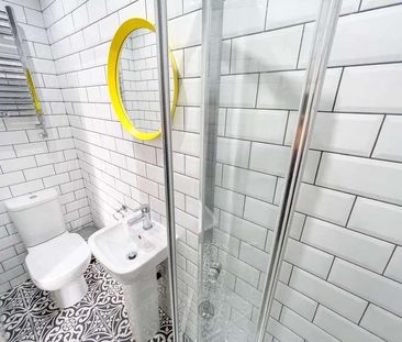 Irvine Street, L7 - Photo 3