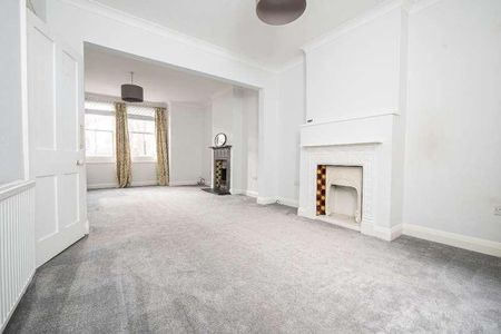 Winchester Road, St Margaret's, TW1 - Photo 2