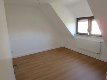 2,5-Zi. DG-Wohnung im 3 Fam. Haus Nürnberg - Gaismannshof / Wohnung mieten - Photo 3