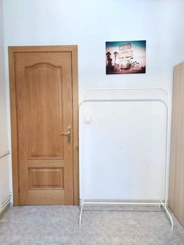 Calle de Francisco Silvela, Madrid, Community of Madrid 28028 - Photo 3