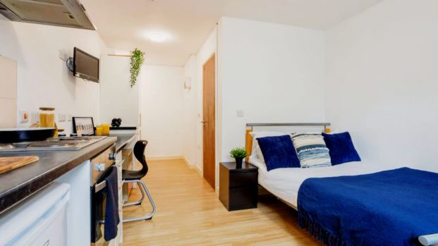 Silver Studio - Photo 1