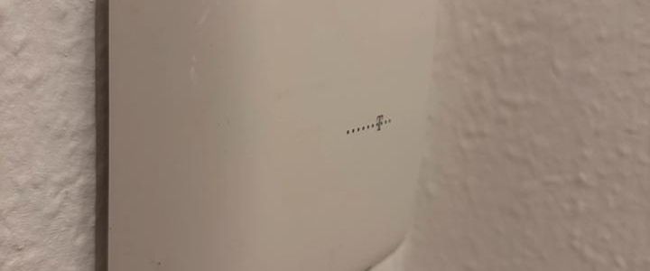 Neu! Sanierte 2-Raumwohnung mit Küche und Balkon - Photo 1