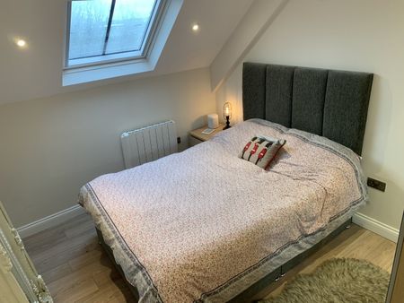 1 Bed Flat, Headingley Lane, LS6 - Photo 4