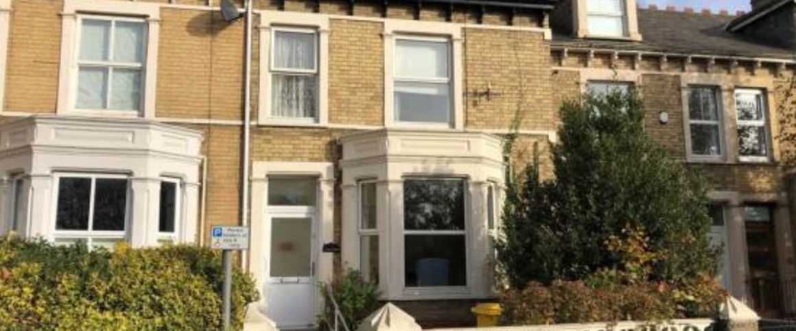 Church View Room 1 - Photo 1