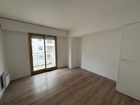 Location Appartement 2 pièces 57m² LEVALLOIS PERRET 92300 - Photo 3