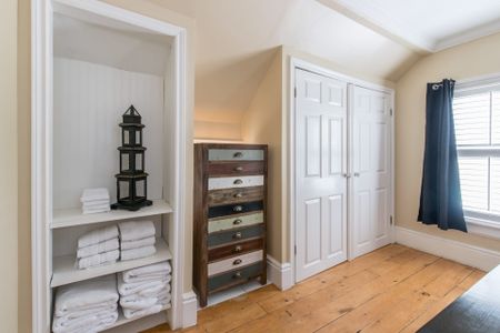 For Lease - 455 Nelson Avenue, Burlington, Ontario - Photo 2