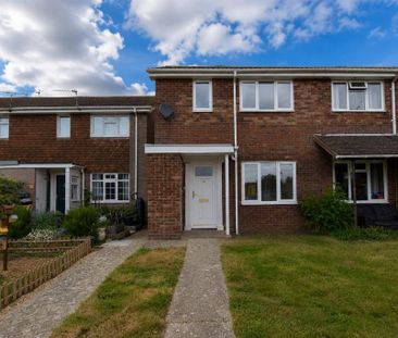 2 bedroom end of terrace house to rent - Photo 2