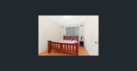 Great Location, Timber Flooring - Photo 2