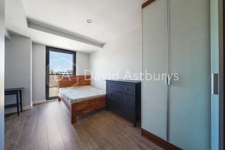 3 bedroom flat to rent - Photo 5