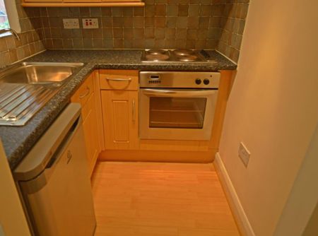 1 bedroom flat to rent - Photo 5