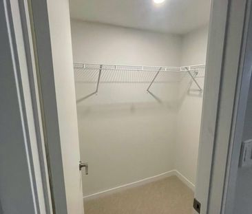 For Lease - 151 Honeycrisp Crescent Unit# 176, Vaughan, Ontario - Photo 4