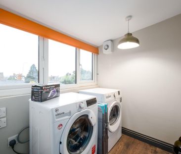 1 bedroom in a house share to rent - Photo 6