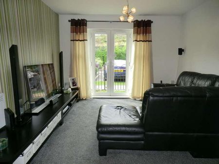 Monea Hall, Conisbrough Keep, City Centre, CV1 - Photo 2