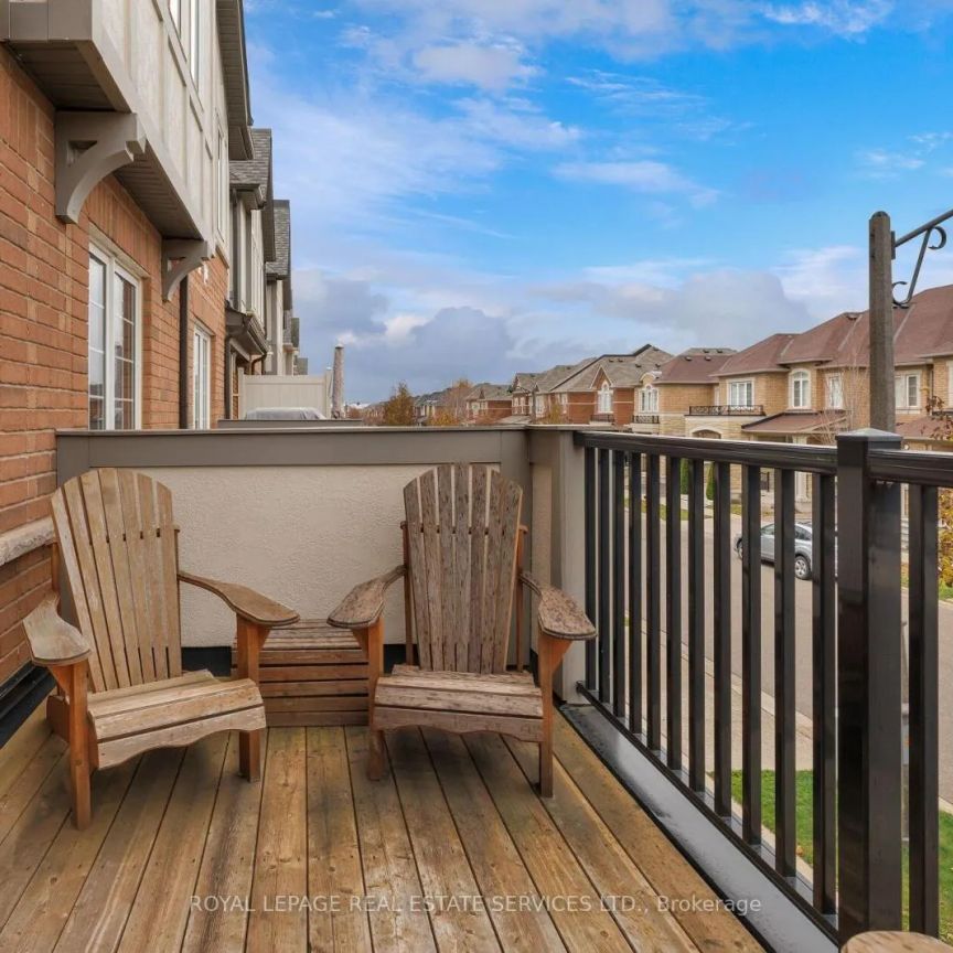 220 SARAH CLINE DRIVE - Photo 1