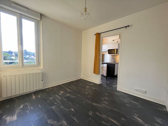 Location Appartement 1 pièce 18m² PLOERMEL 56800 - Photo 1