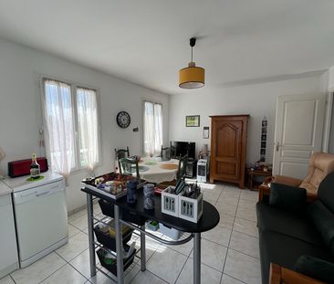 Location Appartement 3 pièces 56m² - Photo 3