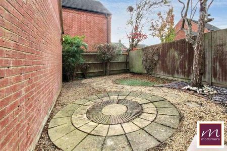 Millers Way, Fairford Leys, HP19 - Photo 3