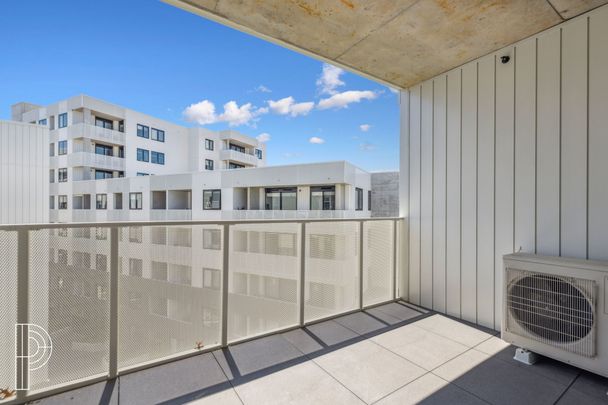 Modern 2-Bedroom Unit in the Heart of Greenway - Photo 1