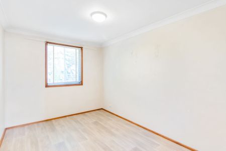 Tidy One-Bedroom Unit in Convenient Location – Water and Lawn Maintenance Included! - Photo 3