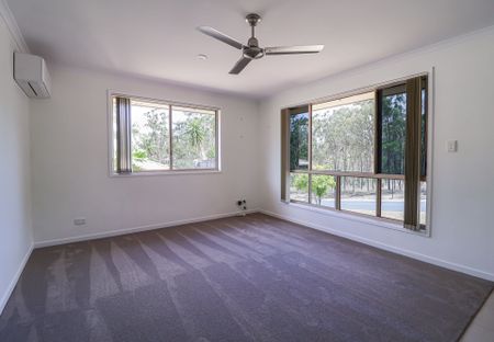 LARGE FAMILY HOME - FULLY AIR-CONDITIONED - Photo 5