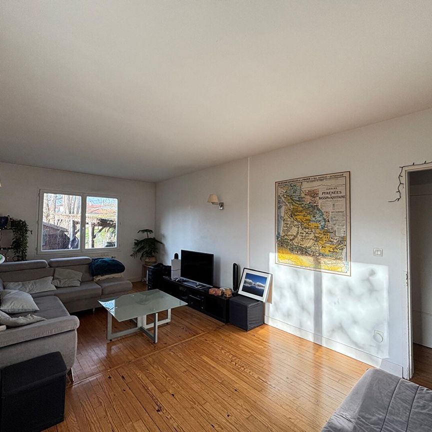 Location Maison 6 pièces 132m² - Photo 1