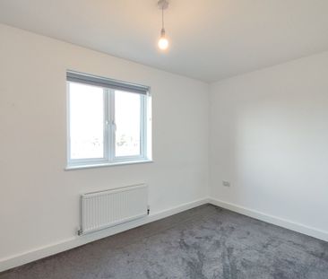 Windmill Lane, Hanwell - Photo 1