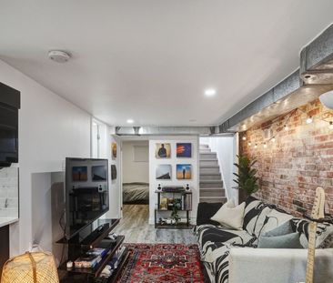 For Lease - 35 Chryessa Avenue Unit# Lower, Toronto, Ontario - Photo 2