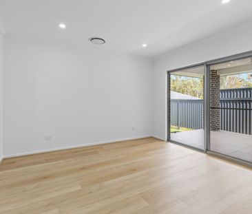 Modern family living in a premium leppington location! - Photo 1